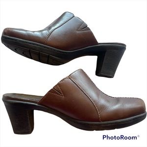 Vintage Clarks brown leather slip ons